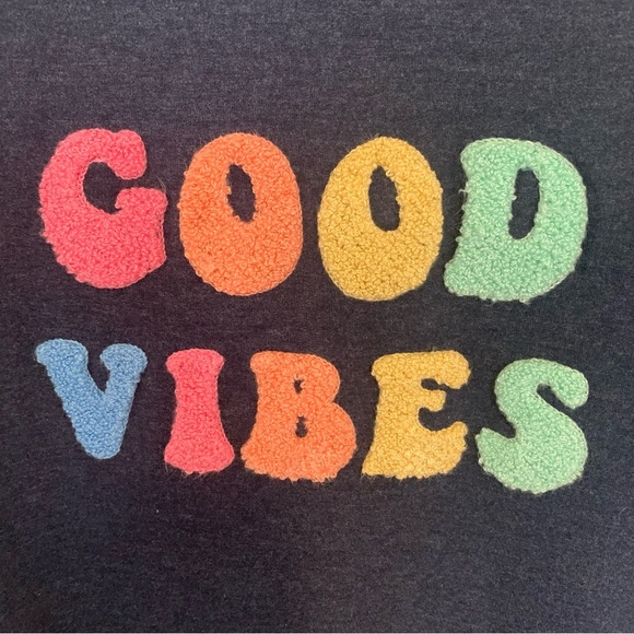 Women’s Wildfox Good Vibes Only Sweatshirt Spell Out Small - Picture 3 of 9